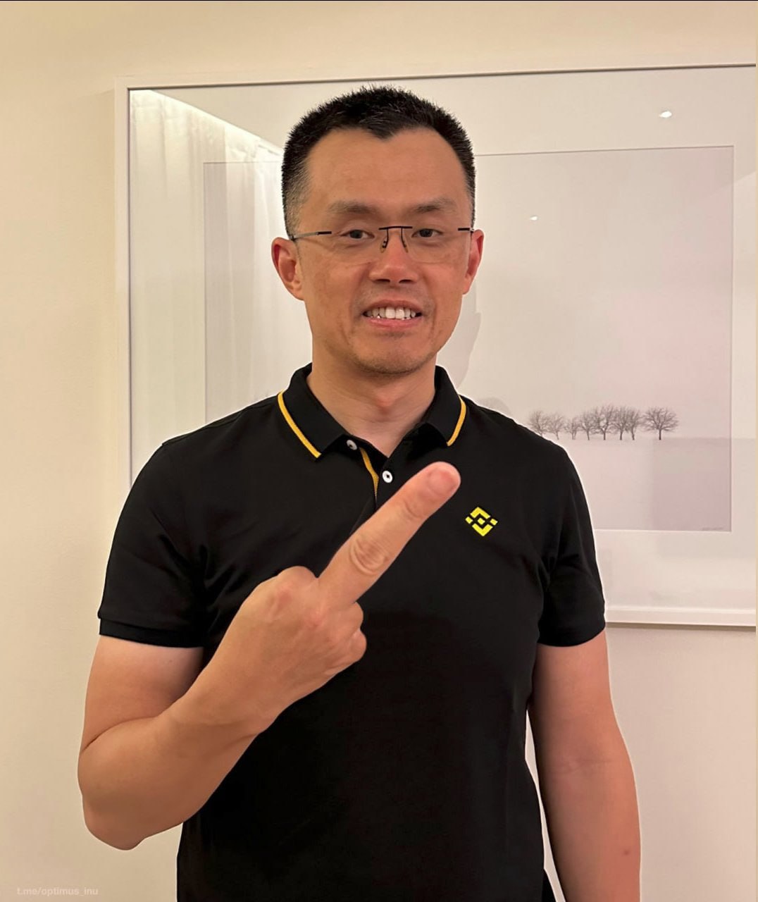 CZ showing middle finger